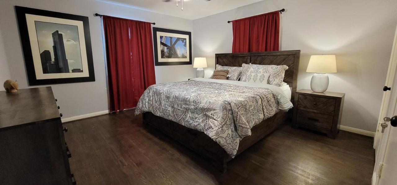 The Harby Street House - Close To U Of H, Stadiums, Downtown, Med Center Хюстън Екстериор снимка